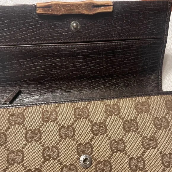 Authentic Gucci Wallet - Picture 2 of 8